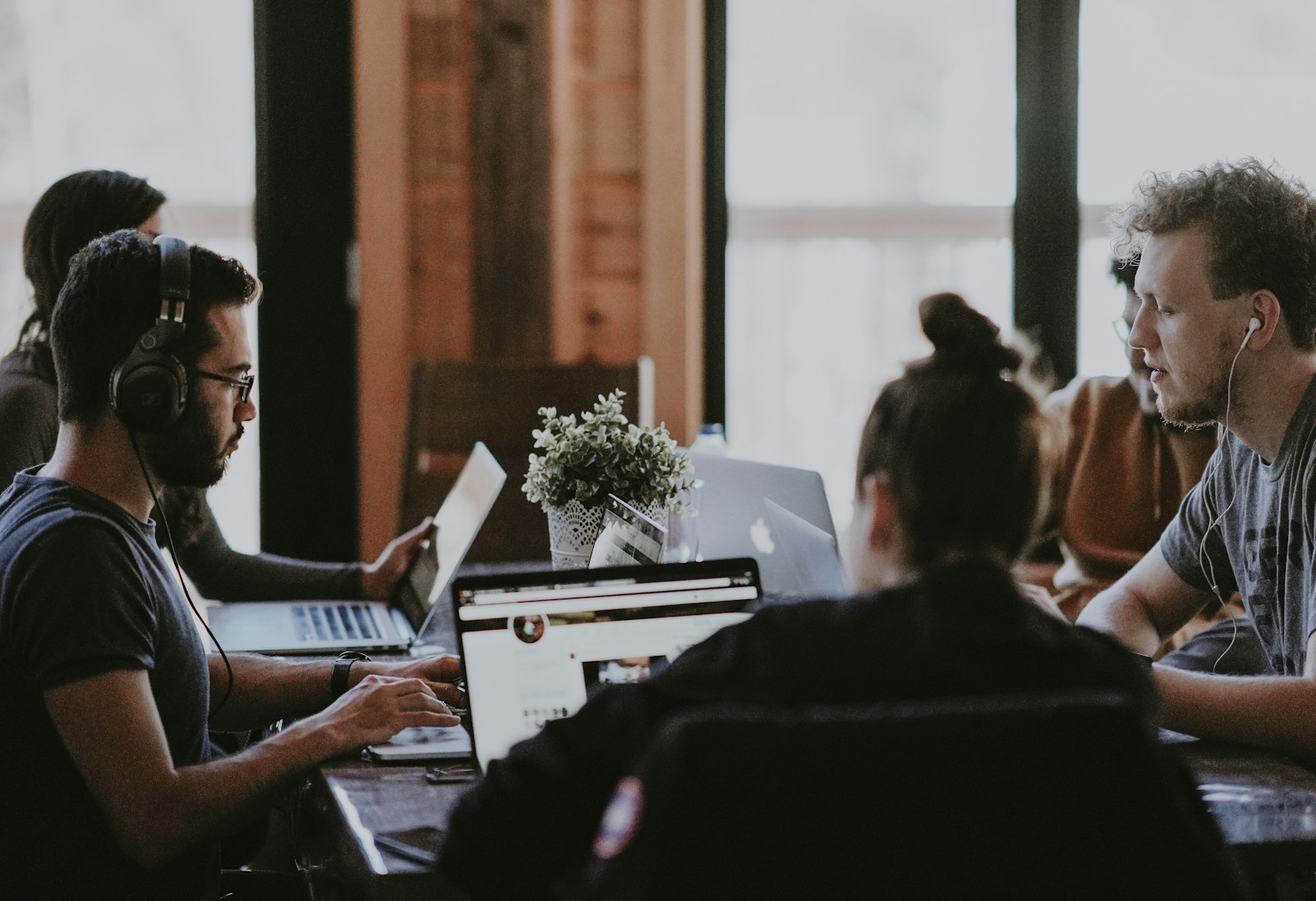 The Negotiation Script That Cut My Internet Bill by 45%